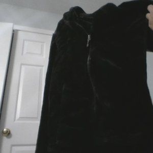 Black fuzzy Jacket 32 Heat!